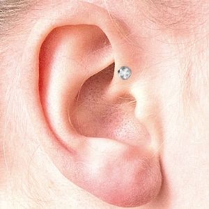 piercing anti-helix oreja