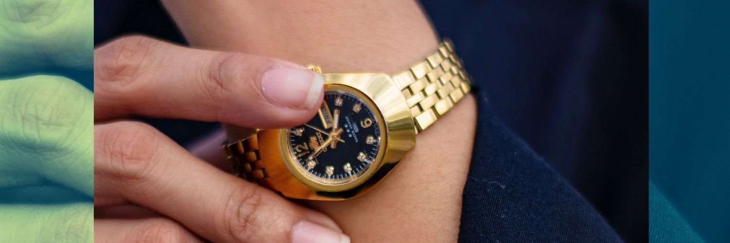 por que adquirir relojes de oro para mujer
