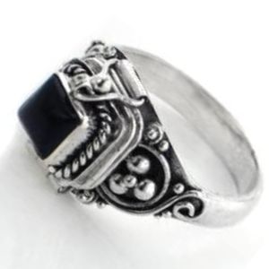anillo para veneno, cuadrado, de plata de ley con piedra de onix negro