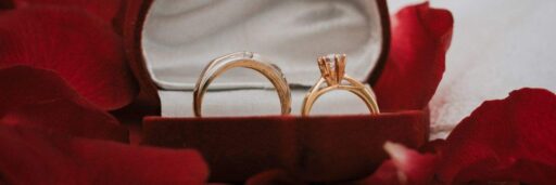 anillos de oro de compromiso